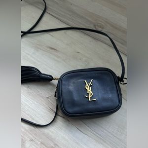 YSL crossbody | Never used | Pristine with gold logo| everyday bag and tassel